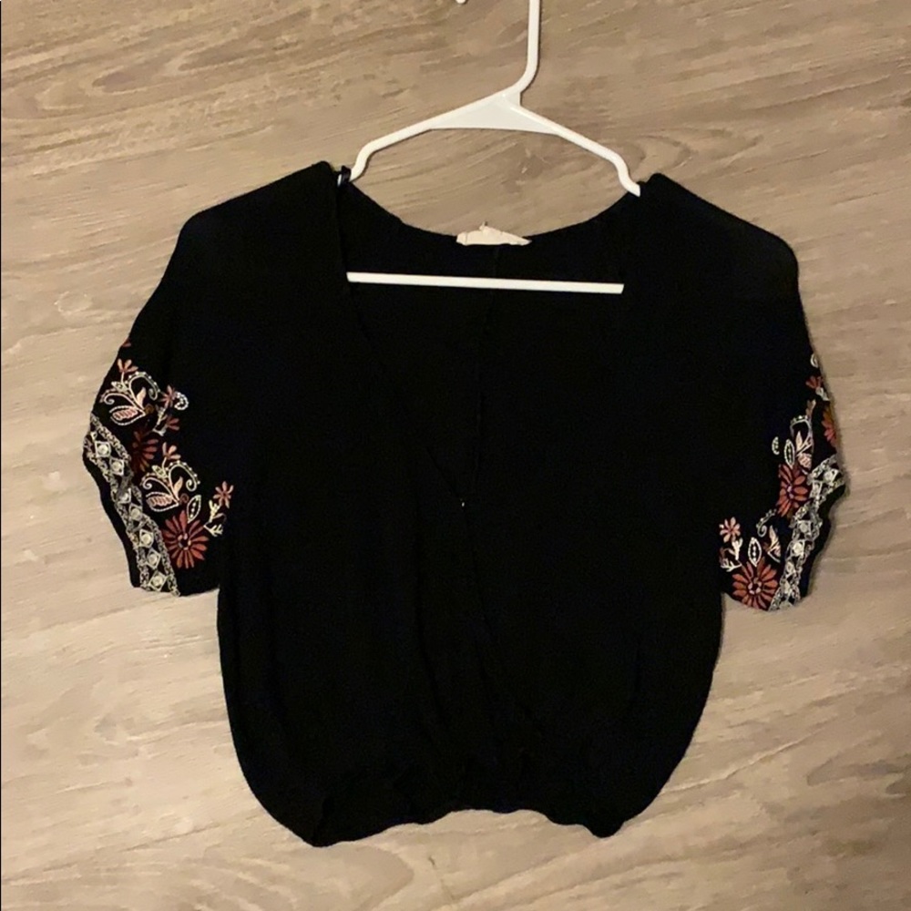 Black V neck crop top
